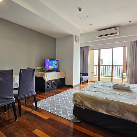 Sunway Studio Homestay With Balcony, Connecting Sunway Pyramid Mall & Sunway Lagoon Petaling Jaya Cameră foto