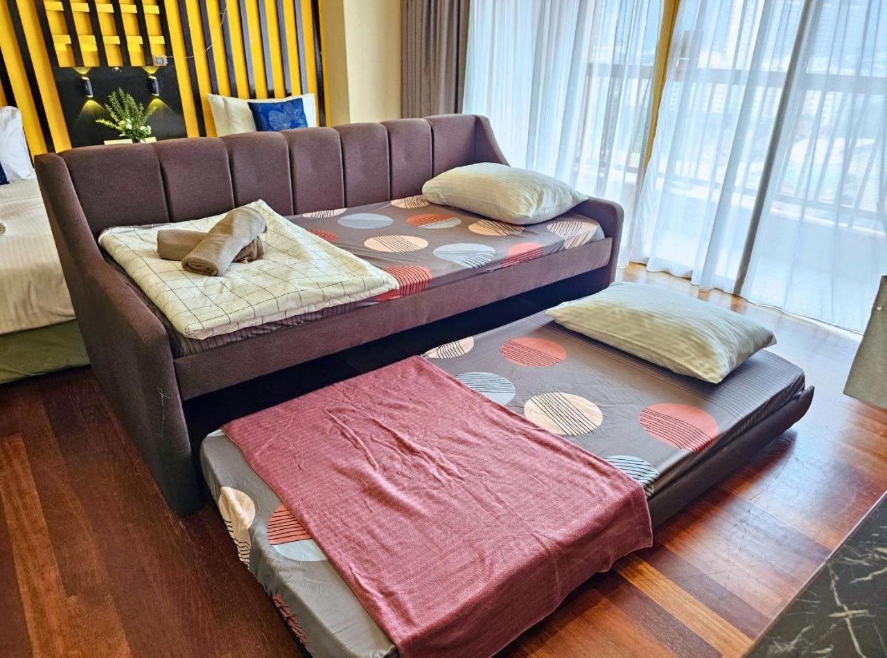 Sunway Studio Homestay With Balcony, Connecting Sunway Pyramid Mall & Sunway Lagoon Petaling Jaya Exterior foto
