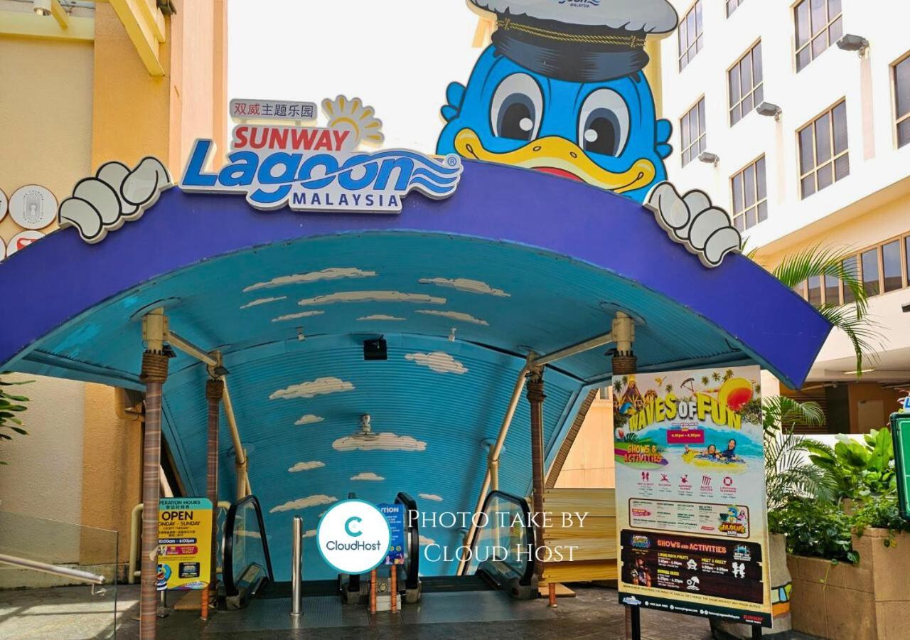 Sunway Studio Homestay With Balcony, Connecting Sunway Pyramid Mall & Sunway Lagoon Petaling Jaya Exterior foto
